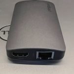 USB-C adapter för extra portar till bärbar dator