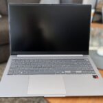 Bild på Samsung Galaxy book 4 med snapdragon processor